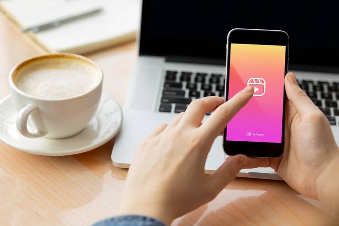 Legal Aspect of Using Instagram Video Downloaders